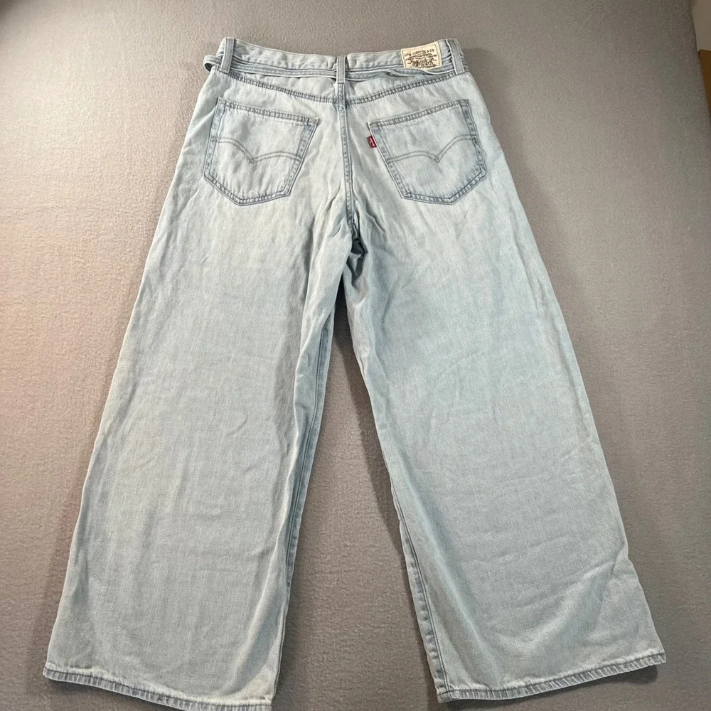 Levis Premium XL Straight tie waist Wide Leg Light Wash jeans W30 L29 A8701-0008
